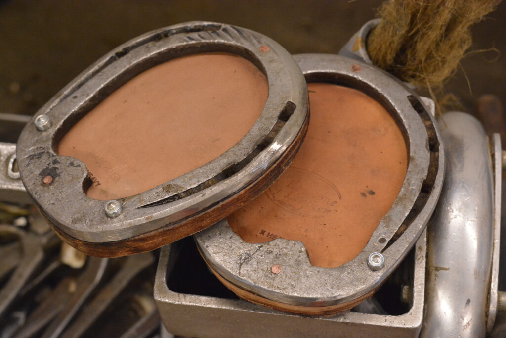 Horse Hart Bar Shoe